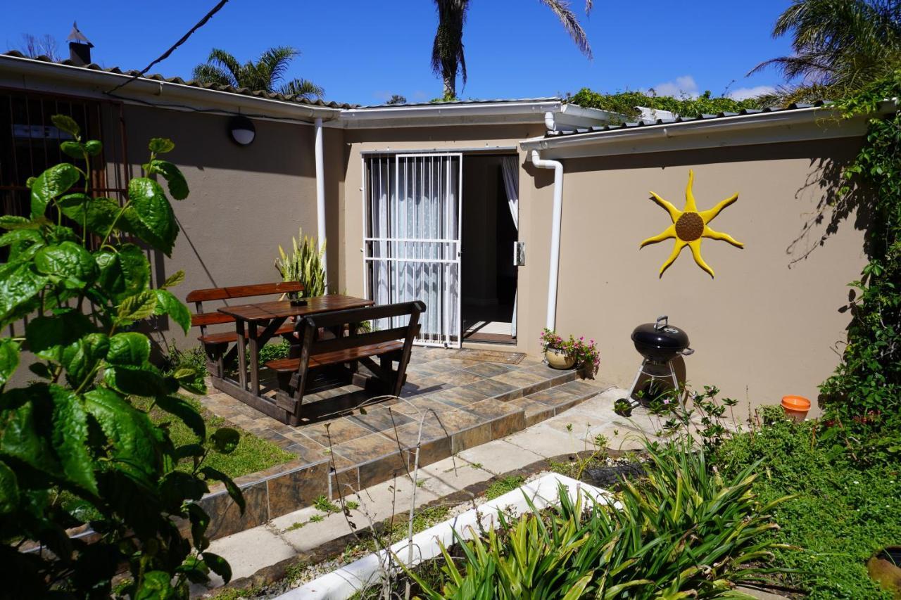 Field'S Rest Bed & Breakfast Port Elizabeth Dış mekan fotoğraf